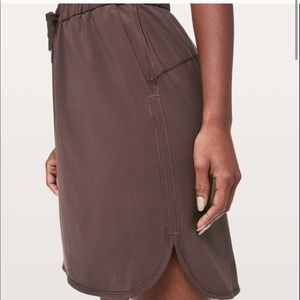 Lululemon on the fly skirt burgundy